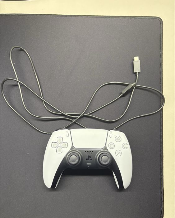 Playstation 5 slim digital edition с две игри