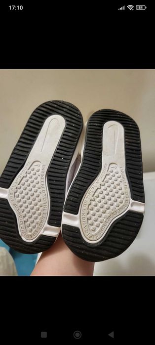 Adidasi nike air max 270 go,marimea 25