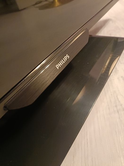 Televizor Led Philips 81 cm (32 inch)stare foarte bună