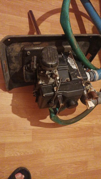 Bicicleta, trotineta pompa apa și fai cu masa de fier