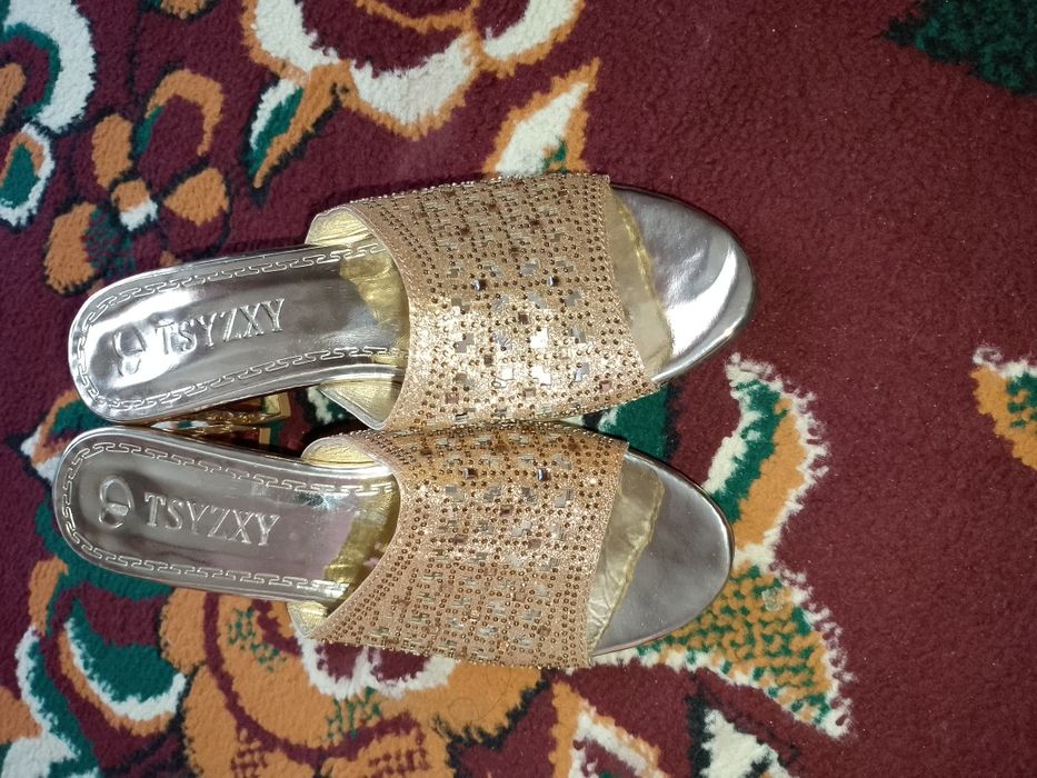 Тапочка для женщин