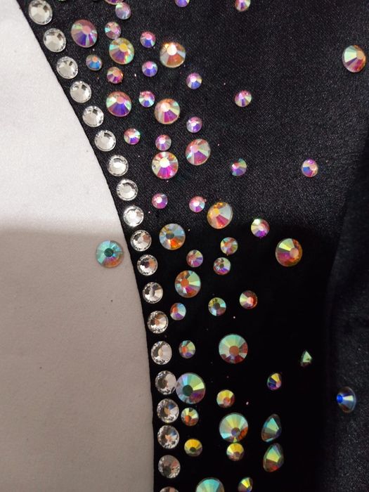 Красивое платье для шоу