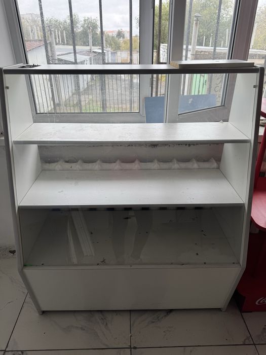 Продам витрины в ассортименте, кулер