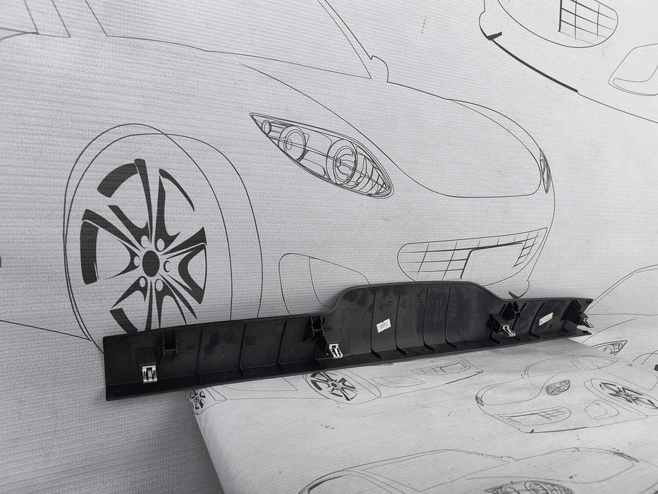 Ornament Prag Portbagaj Chevrolet Orlando 2013 / 2011-2015 Cod OEM 95017696 (5A3)
