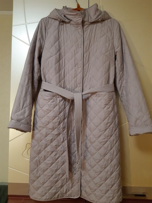 Продам  демисезонный плащ,  р-р 48-50