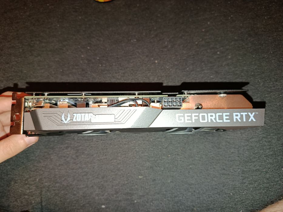 Продам RTX 3050 8gb