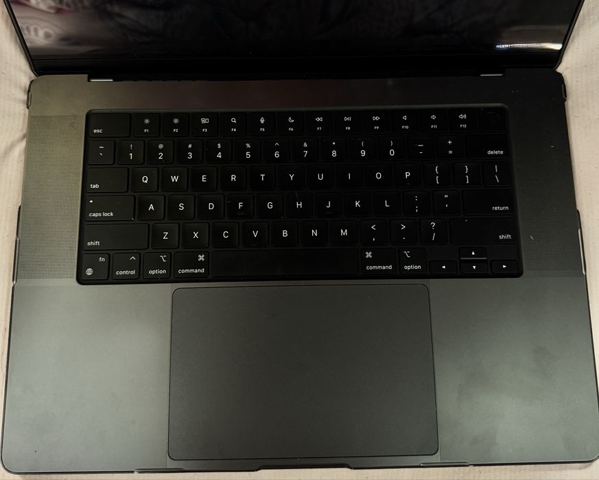 MacBook Pro 16’ m4 Pro 24/512гб