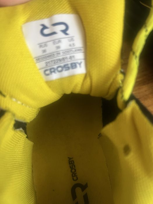 Кроссовки  на межсезонье