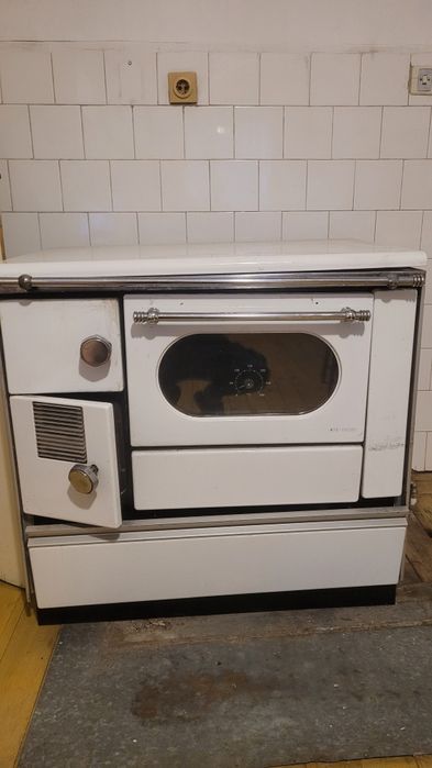 Сръбска печка с водна риза