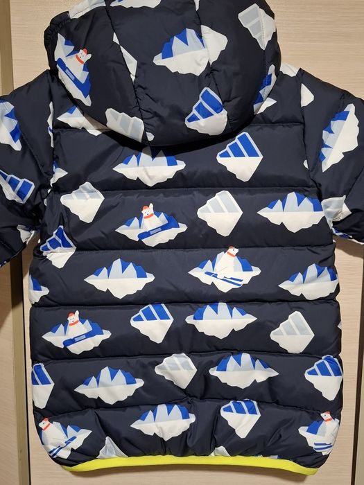 Адидас преходно зимно яке за бебе момче , 6-12 м, но отг 12-18м.