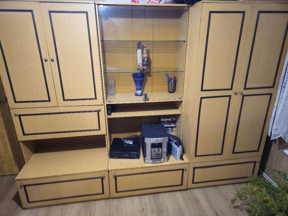 Холна секция без гардеробния сектор