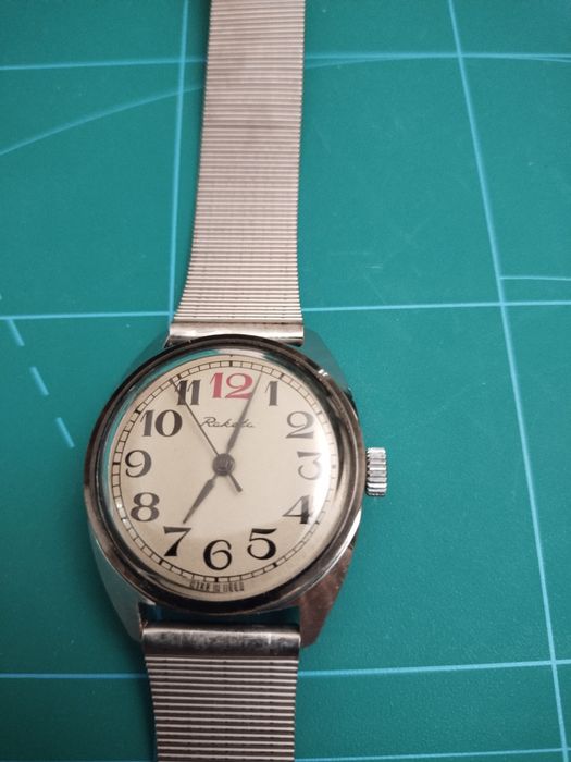 Советские механические часы