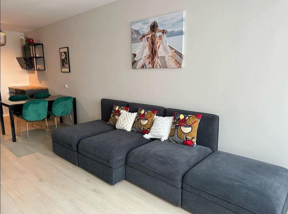 Дава се под наем Двустаен апартамент в София, Дружба 2 - 80 кв.м за 710.94 € - Снимка #1