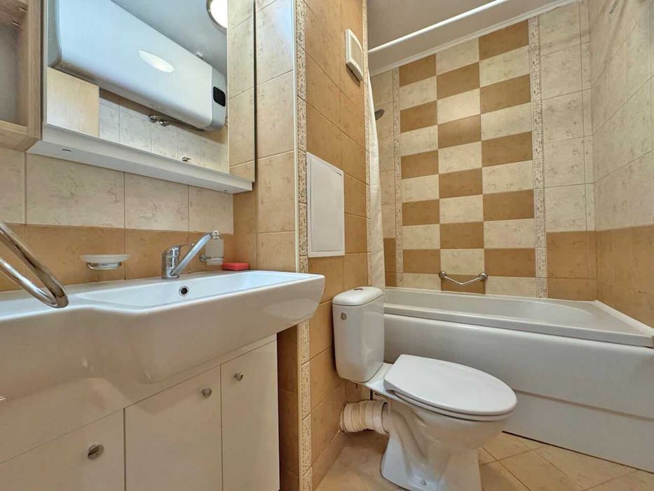 Продава се Двустаен апартамент в к.к. Слънчев бряг - 58 кв.м за 1319 €/кв.м - Снимка #10