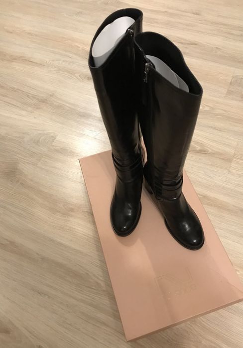 Продам сапоги Nursace новые