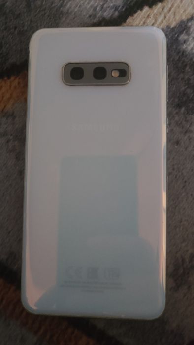 Samsung Galaxy S10e