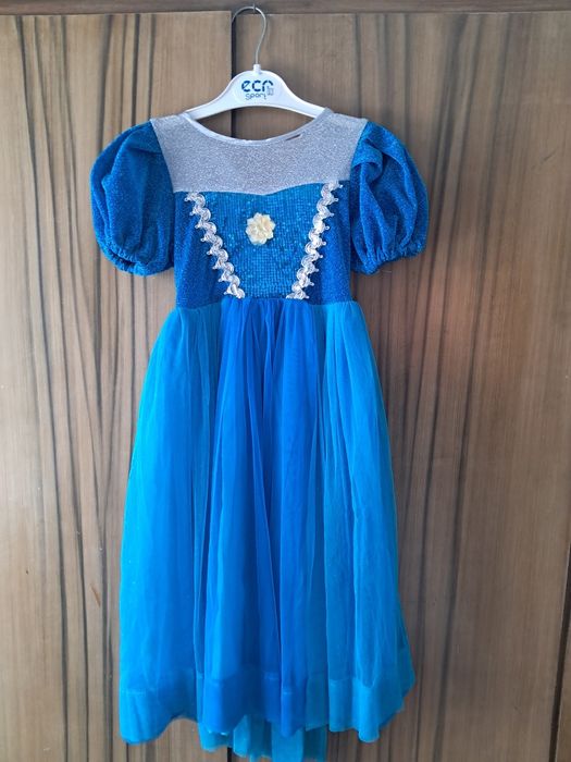 Продам костюм Эльзы