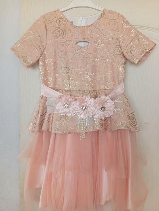 Rochița ocazie fetița