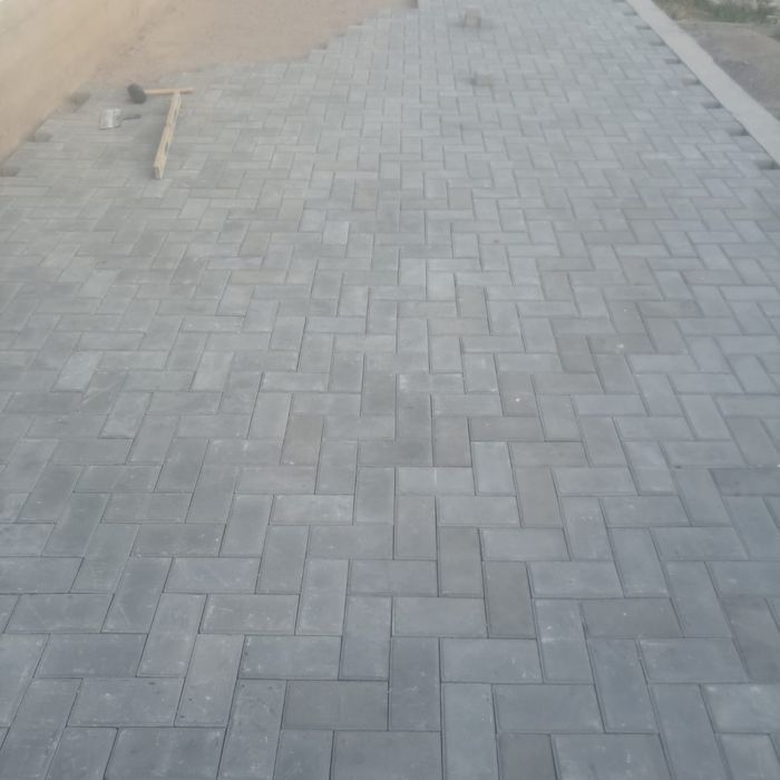 Брусчатка, плитка, поребрики.