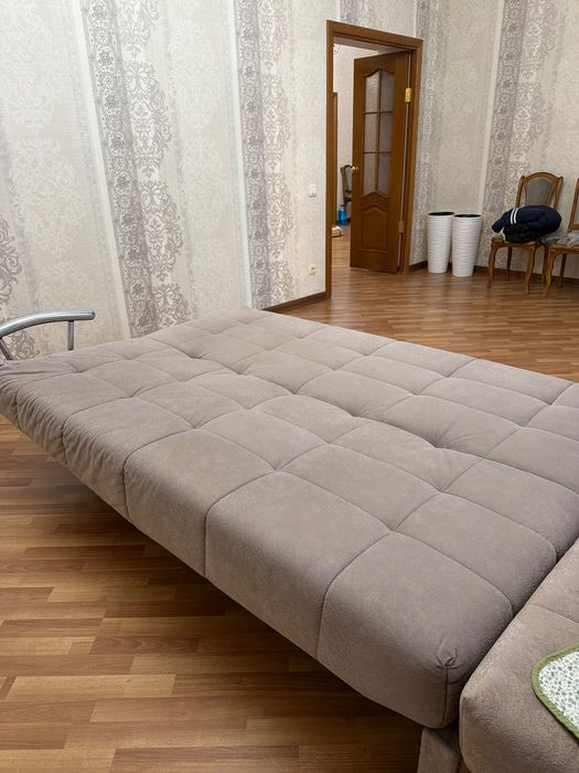 Продам диван в отличном  состоянии