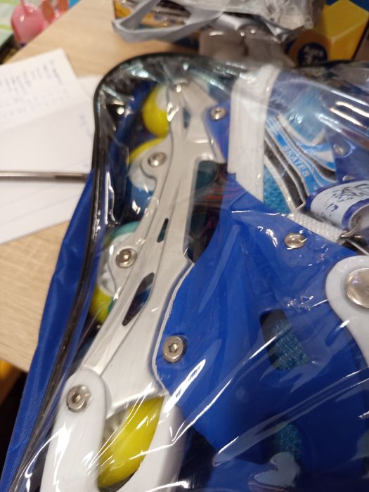 Role reglabile cu roți din silicon și lumini – mărimea 35–38