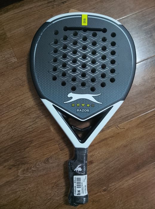 Paletă Padel RazorSlazenger nouă