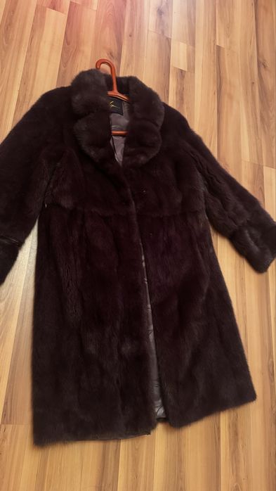 Норковая шуба срочно