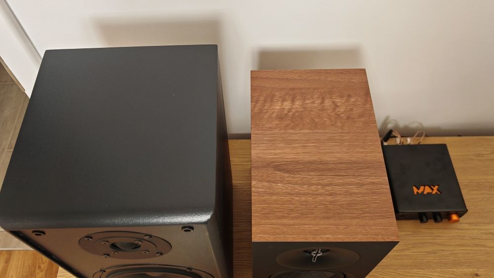 Boxe de raft bookshelf Acoustic Solutions AV-40 MK2 – recondiționate,