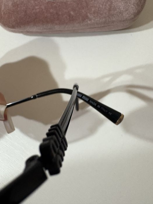 Ochelari de soare miu miu