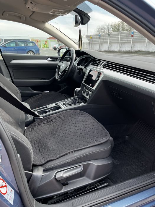 Volkswagen Passat 2.0 TDI 2017/12 B8 ALBASTRU PERLAT