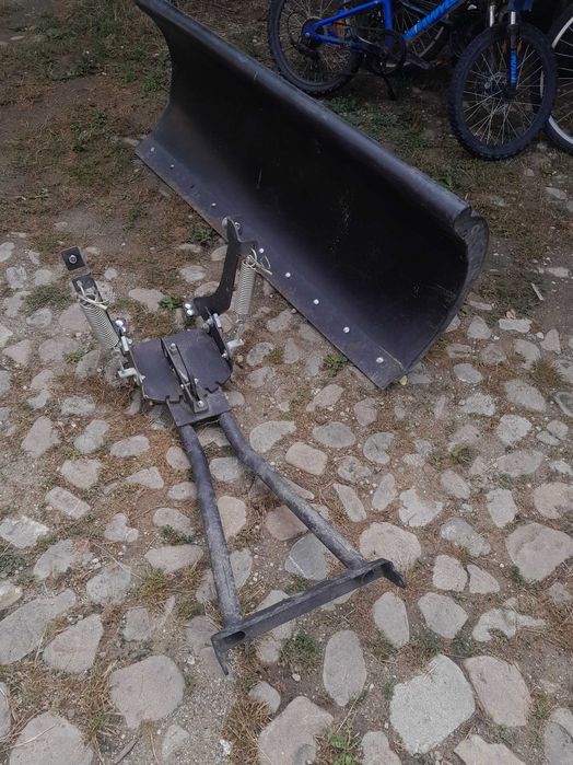 Lamă de dezăpezire pentru zone de munte dim.160×60 cm