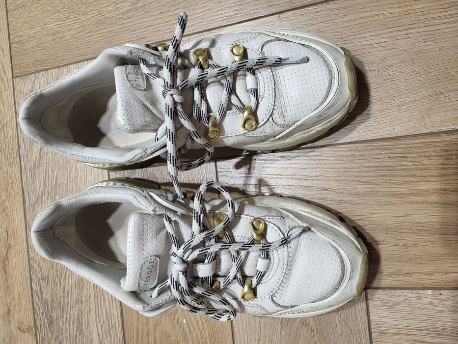 Кроссовки UTERQUE