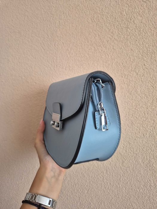 Малка дамска чанта