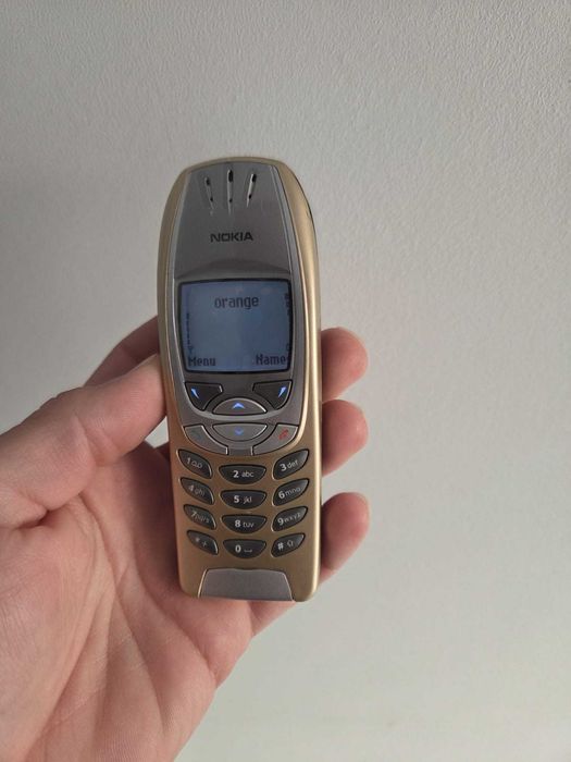 Nokia 6310i  in stare extrem de buna