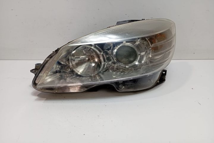 Far stanga Mercedes-Benz C-Class W204/S204