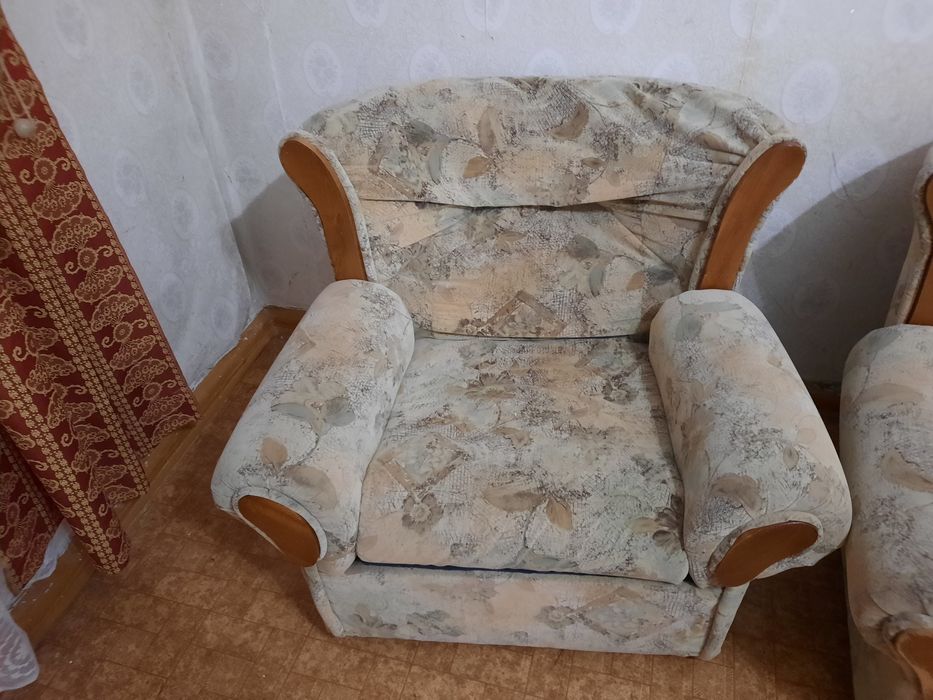 Диван и 2 кресла