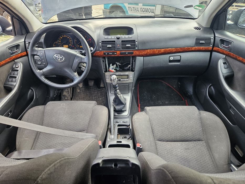 Тойота Авенсис т25 2.2 д-кат 177 на части Avensis t25 2.2d-cat 177