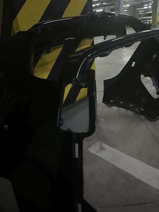 Бампер передний б/у