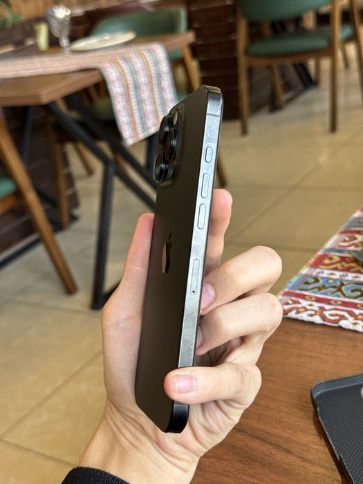 iPhone 16 Pro Max Black / 256Gb / 2 SIM / BONUS CHEHOL