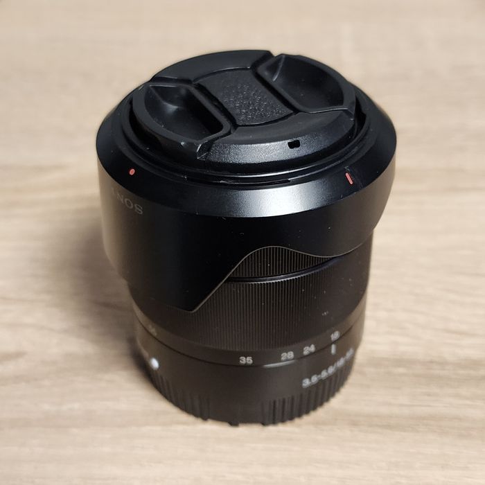obiectiv Sony E 18-55mm