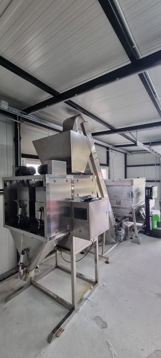 Utilaje de Ambalat Automate, Masina de ambalat  –Zahăr, faină, lichide