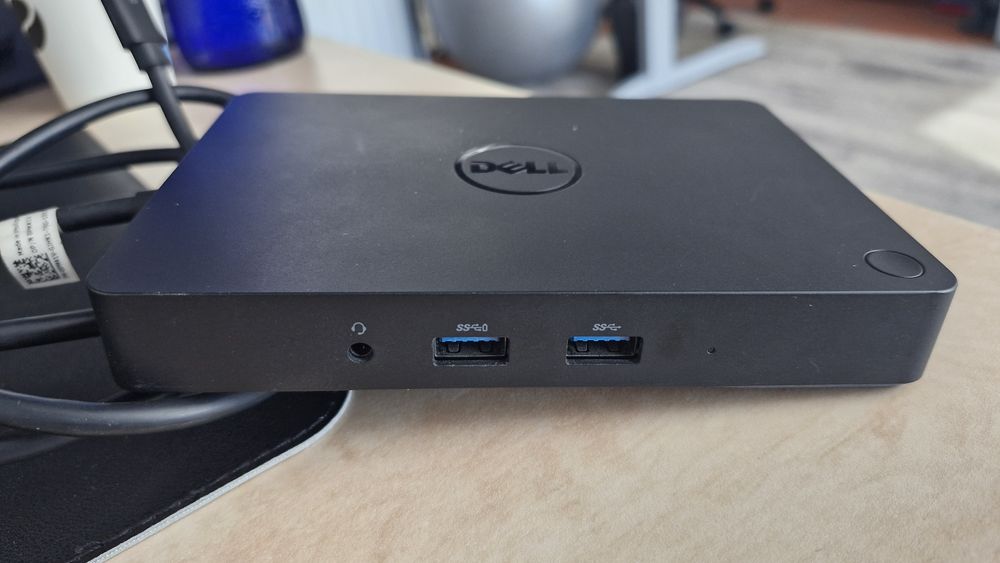 DELL Docking station WD15