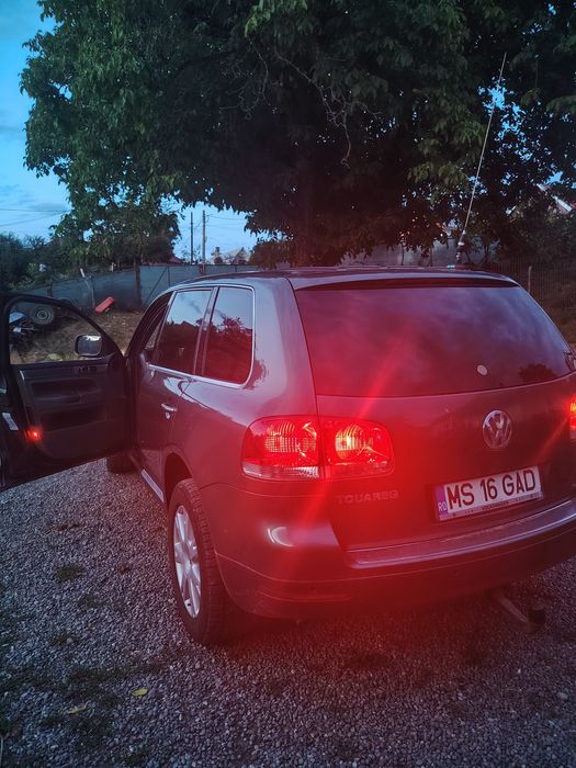 WW TOAREG 2.5DIESEL  176cp! Pe perne de aer!