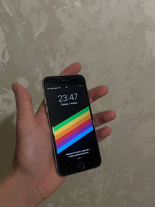 Продам Iphone 6 .