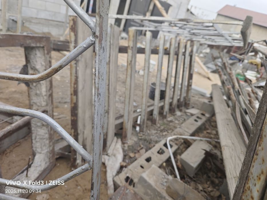 Железный лестница