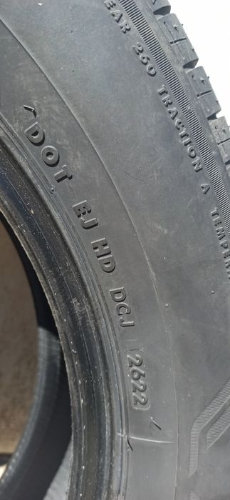 4 броя гуми Bridgestone от Toyota Rav 4
