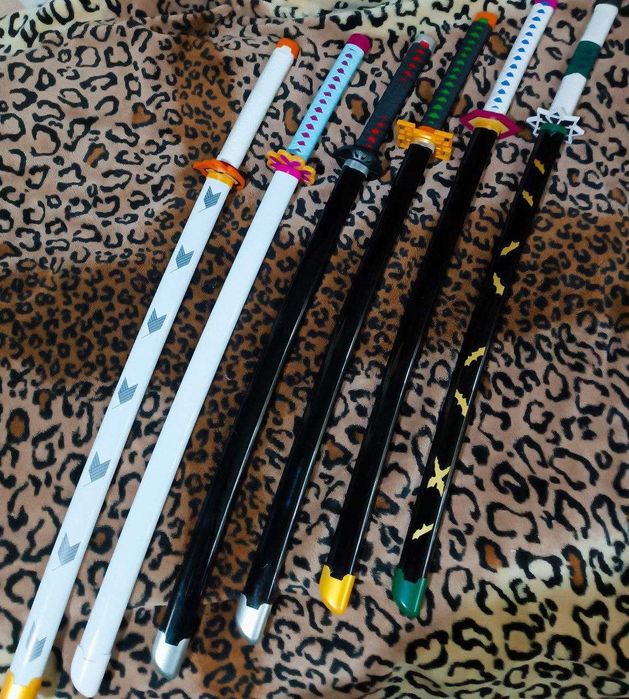 СВЕТОВЫЕ МЕЧИ из "Клинок рассекающий демонов"