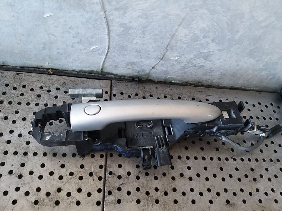 Maner usa dreapta fata renault koleos 1 hy 80610jy00