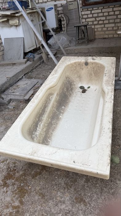 Продается ванна из пластика