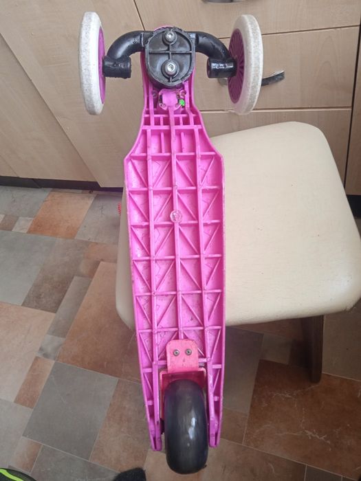 Продам самокат детский
